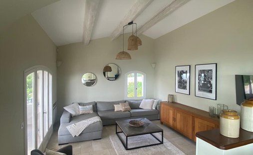 Villa en Ville-Les Saquedes-Le Bouillonnet, Sainte-Maxime, Francia 1