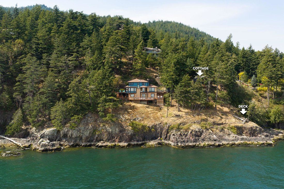 House in Bowen Island, British Columbia, Canada 3 - 18537140
