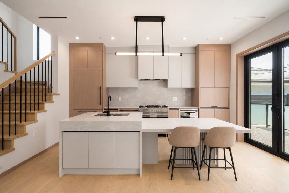 House in Vancouver, British Columbia, Canada 3 - 18537153