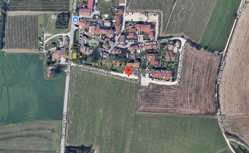 Land in Castelnuovo del Garda, Veneto, Italy 1