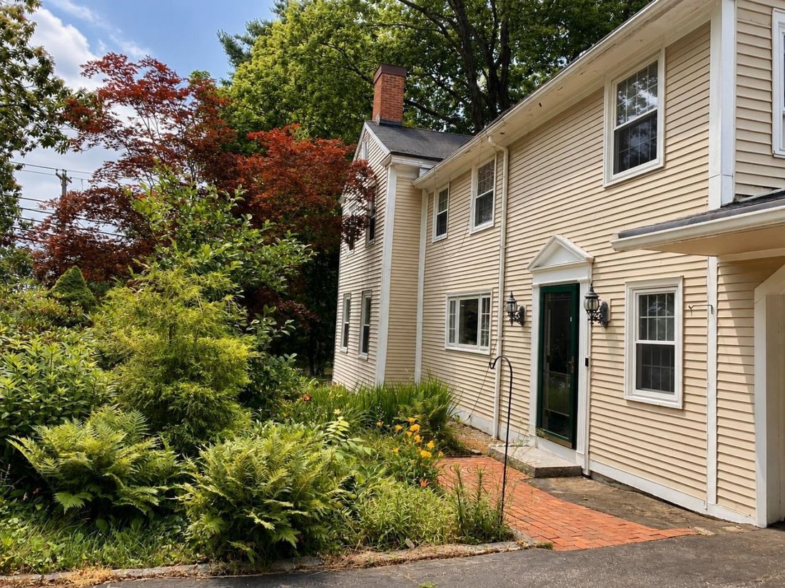 House in Concord, New Hampshire, United States 2 - 18537027