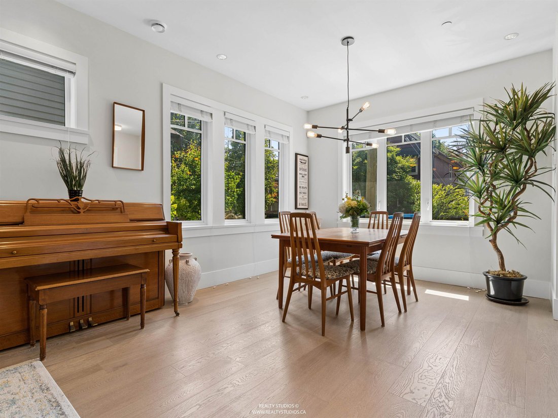 House in Vancouver, British Columbia, Canada 3 - 18537151