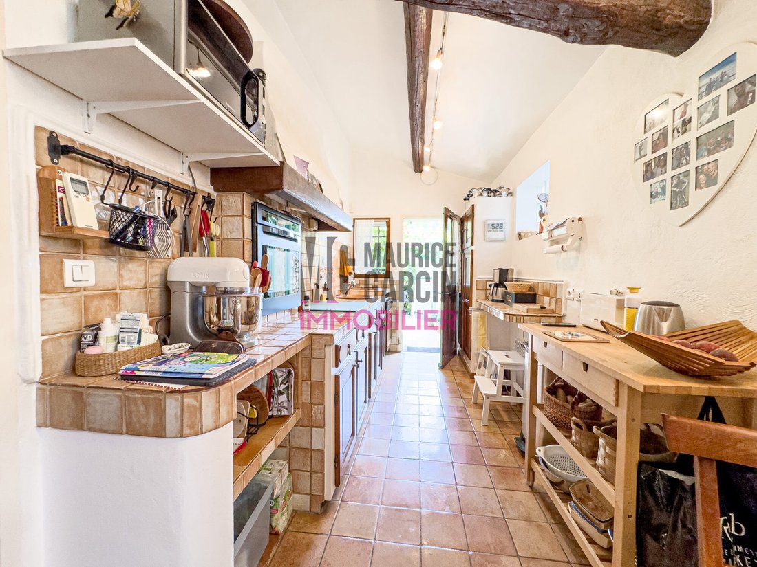 Country House in Velleron, Provence-Alpes-Côte d'Azur, France 5 - 18385849