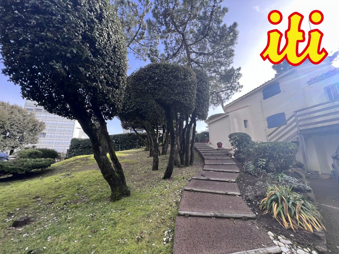 House in Les Sables-d'Olonne, Pays de la Loire, France 1 - 17264760