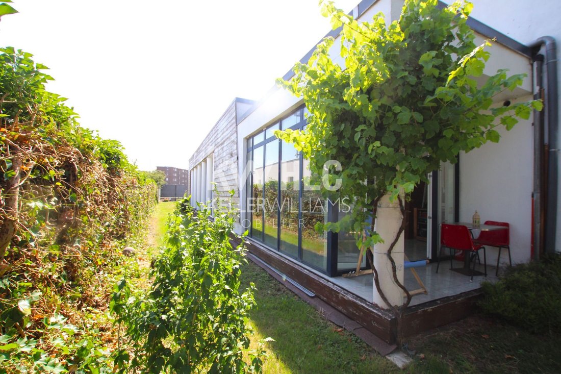 Villa in Roubaix, Hauts-de-France, France 3 - 17912684
