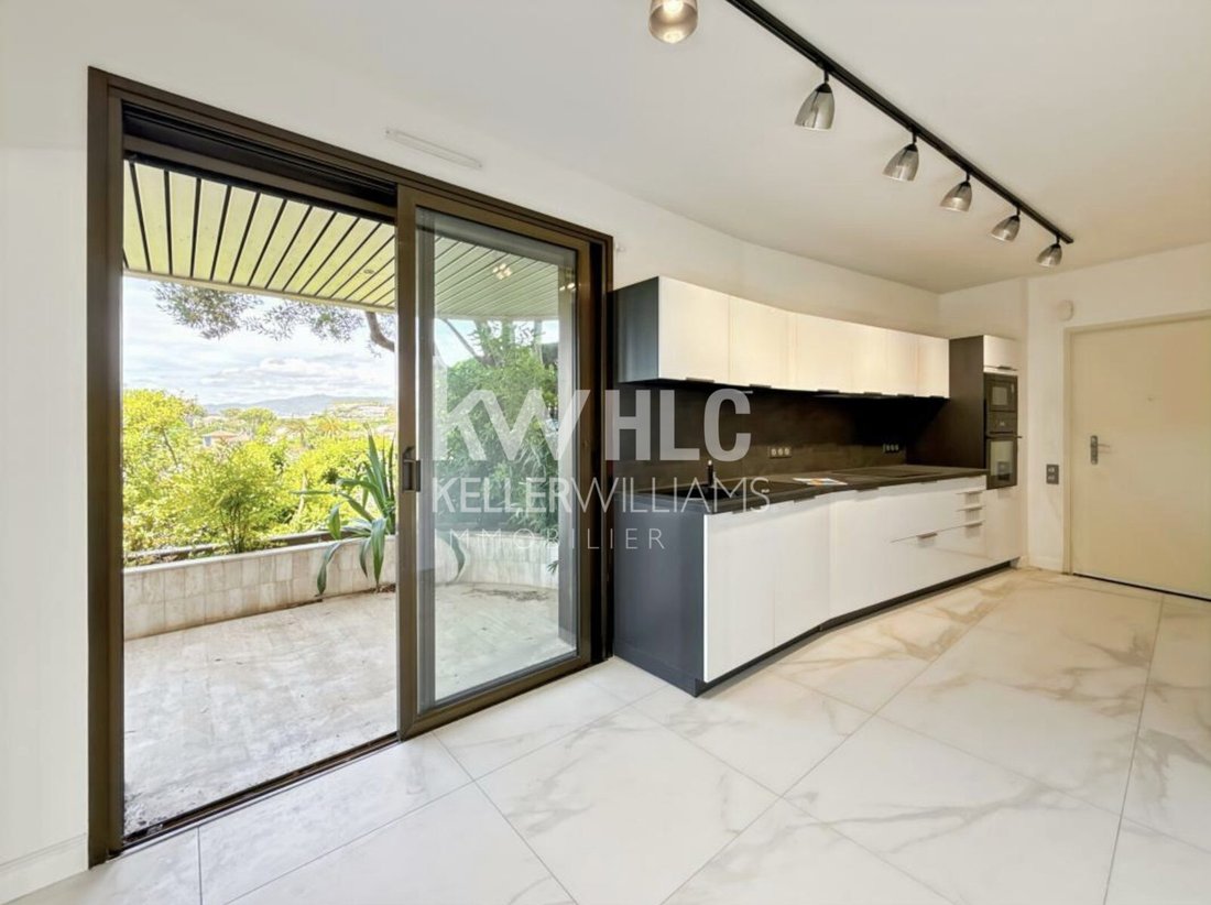Wohnung in Cannes, Provence-Alpes-Côte d'Azur, Frankreich 4 - 18386585