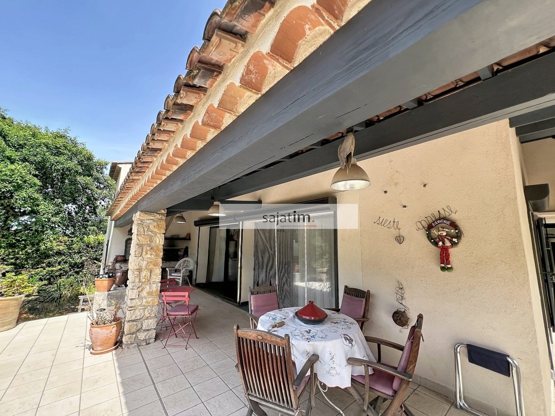 House in Six-Fours-les-Plages, Provence-Alpes-Côte d'Azur, France 2 - 18452442
