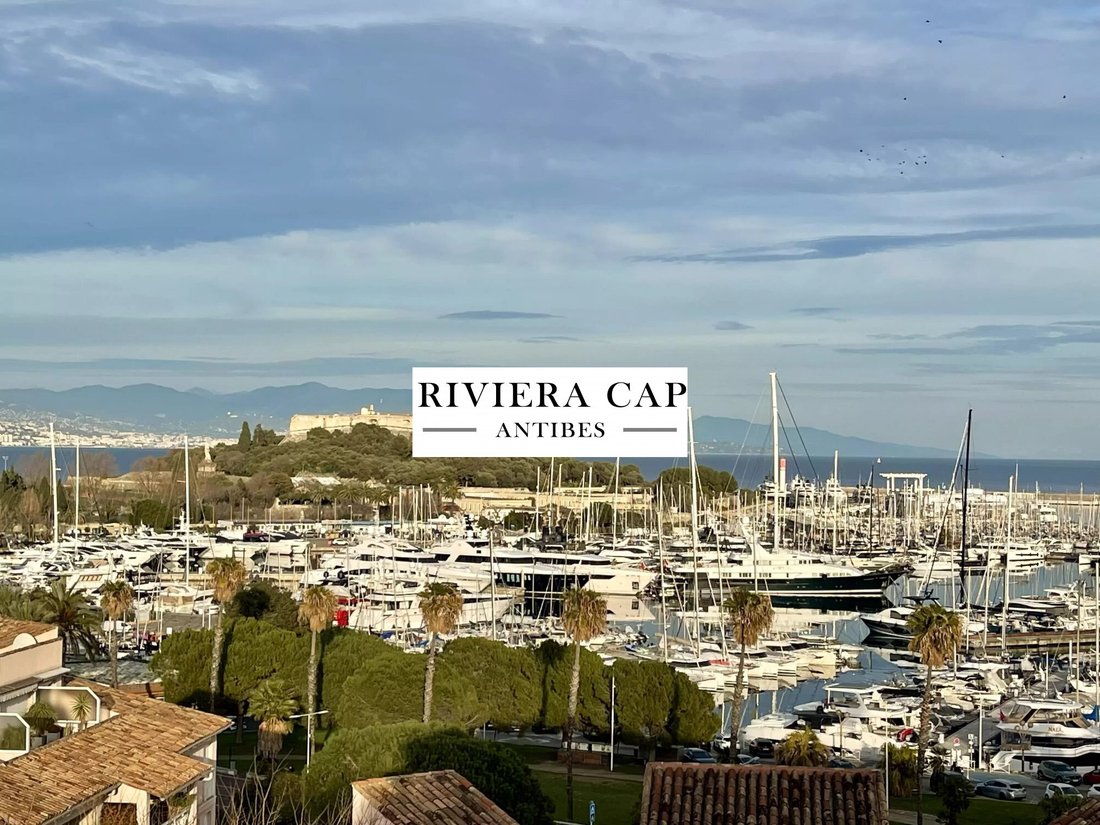 Apartment in Les Cougoulins-Rastines, Antibes, France 1 - 17315256