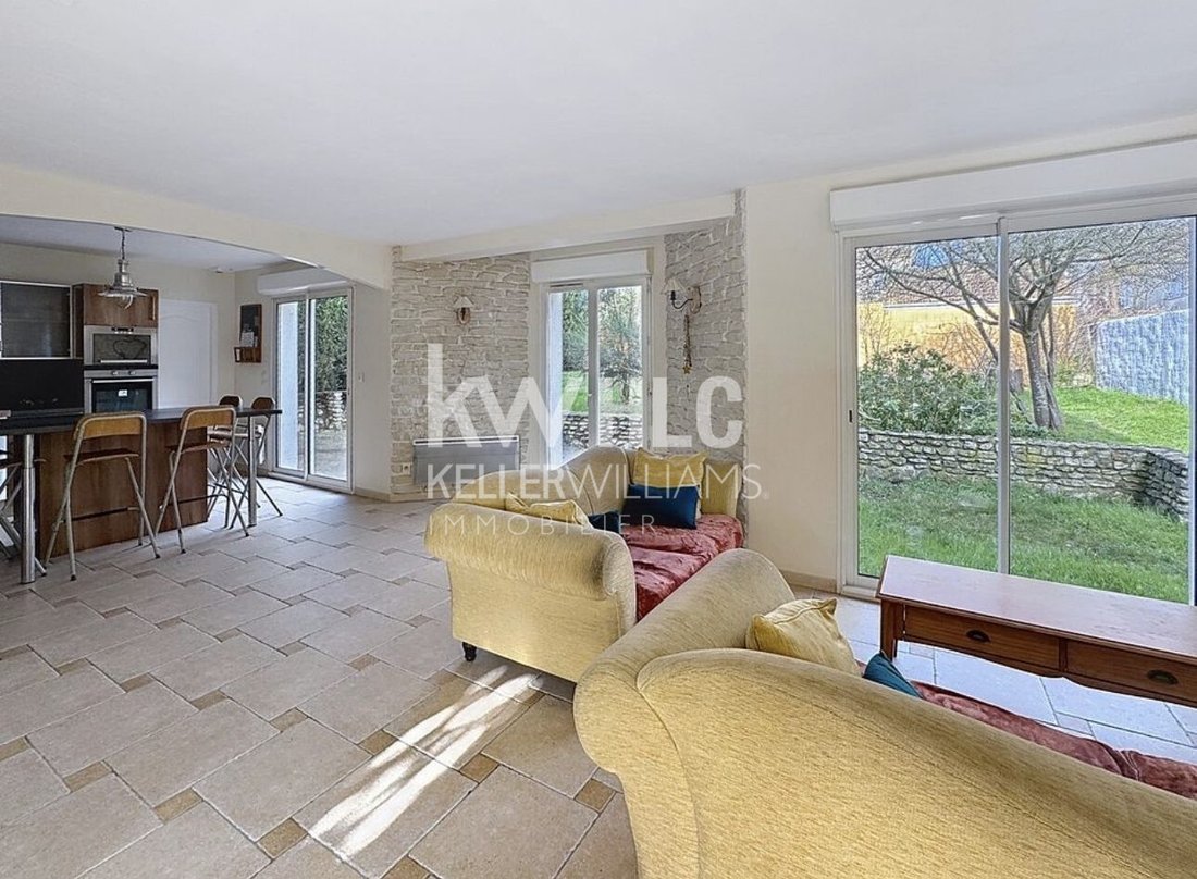 House in Osny, Ile-de-France, France 2 - 17912750
