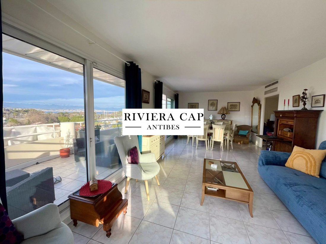 Apartment in Les Cougoulins-Rastines, Antibes, France 4 - 17315256