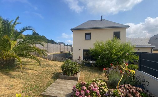 House in Pléneuf-Val-André, Brittany, France 1