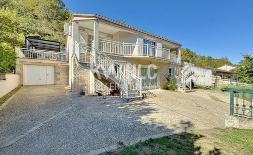 House in Saint Georges, Cahors, France 1
