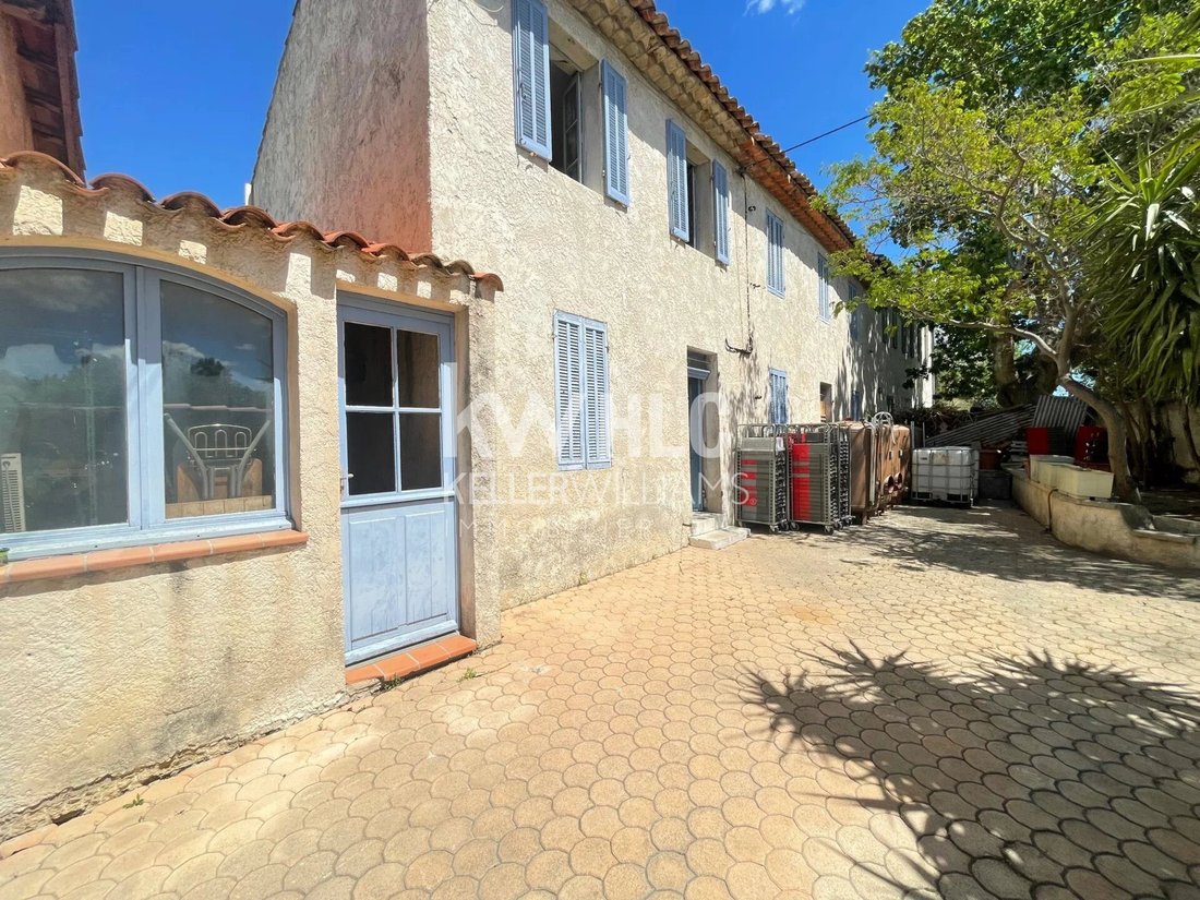 House in Saint Joseph, Marseille, Provence-Alpes-Côte d'Azur 1 - 18385329