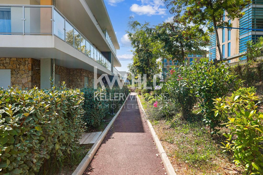 Apartment in Bois Fleuri-Chevre d'Or-Saint Philippe, Biot, France 2 - 18386631