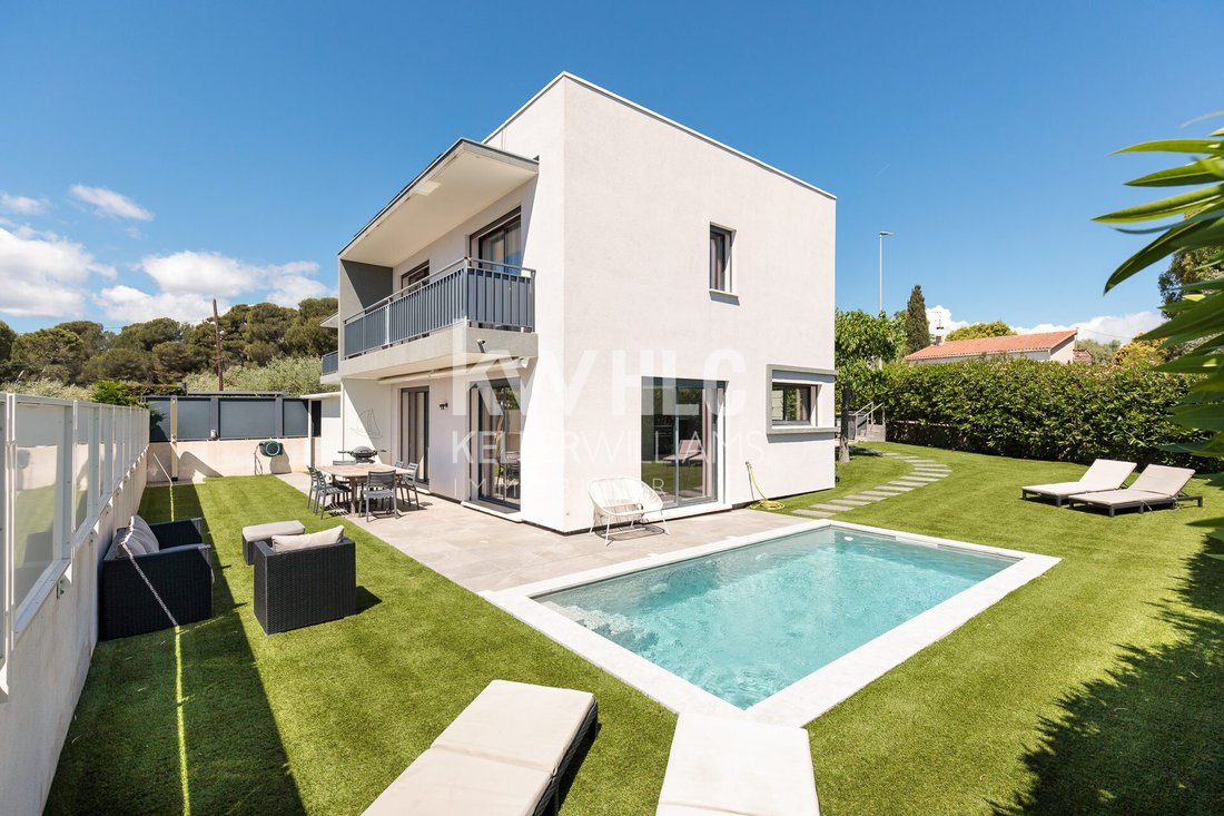 House in Les Cougoulins-Rastines, Antibes, France 1 - 18386373
