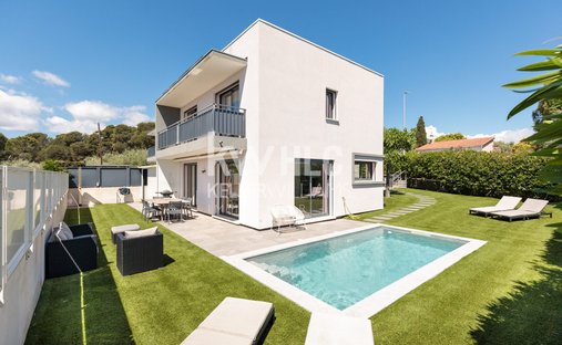 House in Les Cougoulins-Rastines, Antibes, France 1