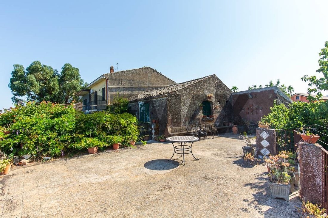 Villa in Viagrande, Sicily, Italy 3 - 18530144