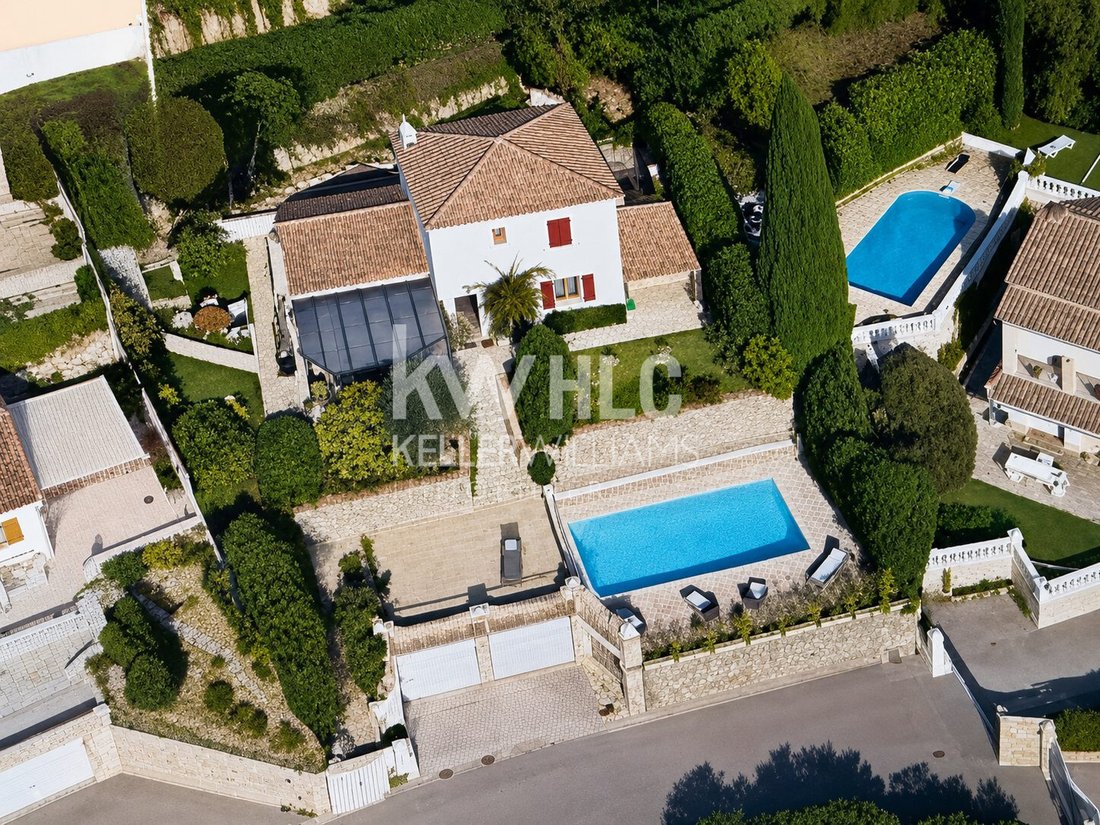 Villa in La Roquette-sur-Siagne, Provence-Alpes-Côte d'Azur, France 2 - 18386414