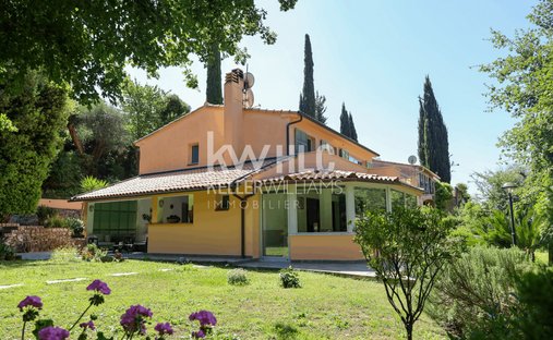 Villa in Castellar, Provence-Alpes-Côte d'Azur, France 1