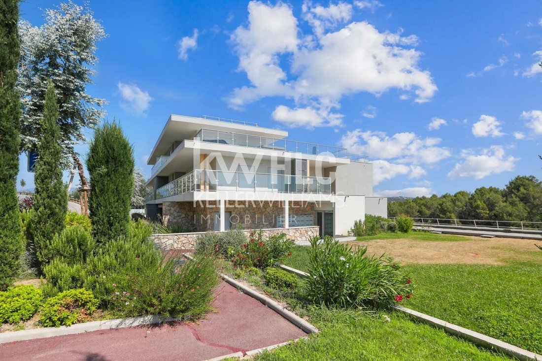Apartment in Bois Fleuri-Chevre d'Or-Saint Philippe, Biot, France 1 - 18386631