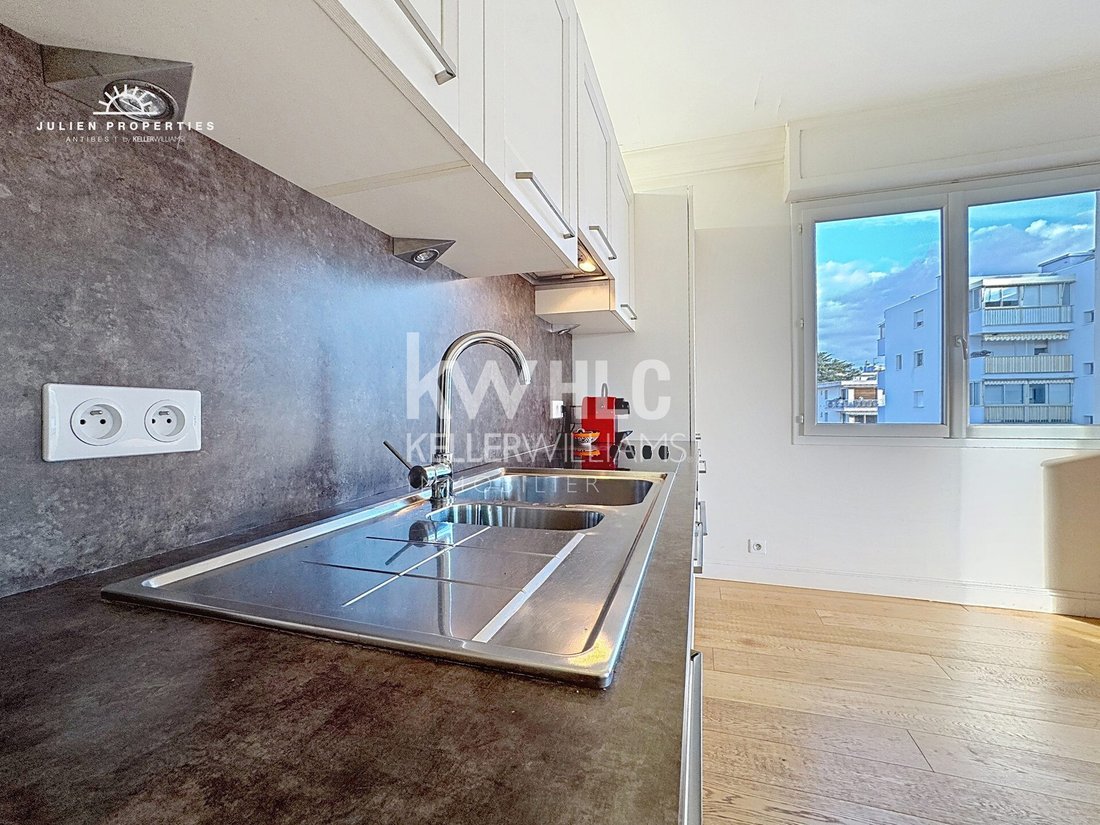 Apartment in Cannes, Provence-Alpes-Côte d'Azur, France 5 - 17913773