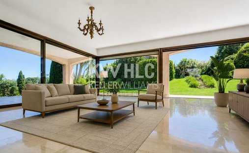Villa in Les Cougoulins-Rastines, Antibes, France 1