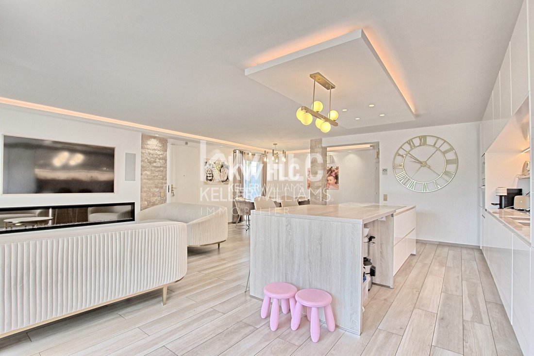 House in Maurice Jeanpierre, Le Cannet, France 4 - 18386315