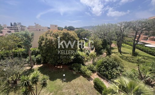 Apartment in Gabelle-Courcettes-Les Clos, Vallauris, France 1