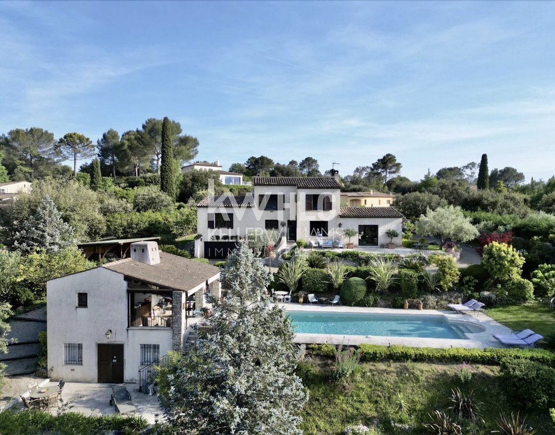 House in Nord, Roquefort-les-Pins, France 1 - 18386481