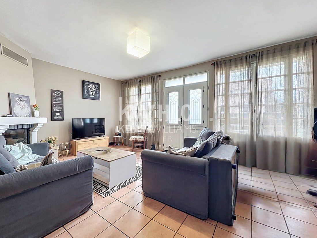 House in Osny, Ile-de-France, France 1 - 17913026