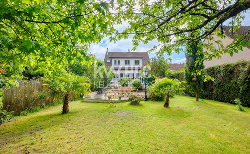 House in L'Orangerie-Centre Ville, Eaubonne, France 1