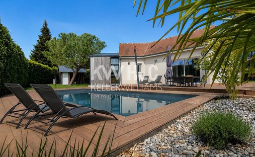 House in Sandillon, Centre-Val de Loire, France 1