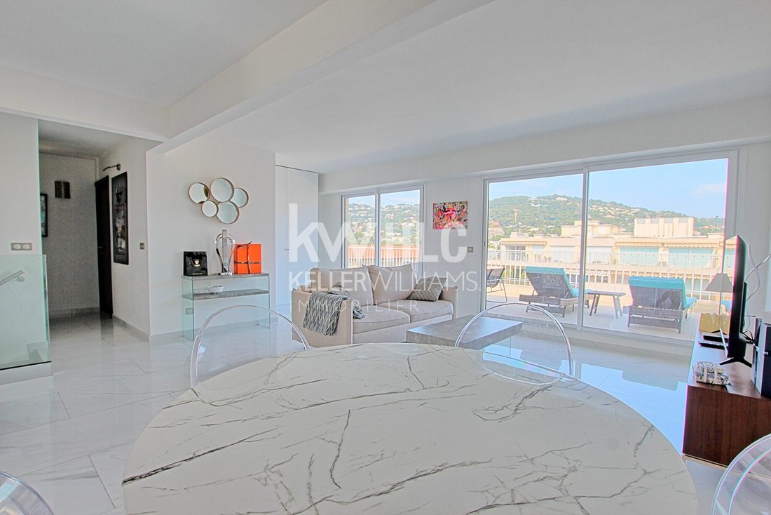 Apartment in Cannes, Provence-Alpes-Côte d'Azur, France 3 - 18386612