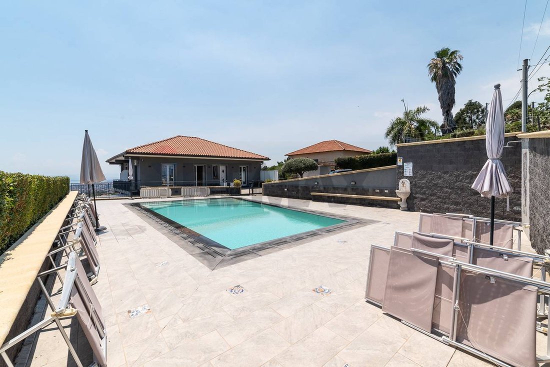 Villa in Aci Castello, Sicily, Italy 1 - 18536932