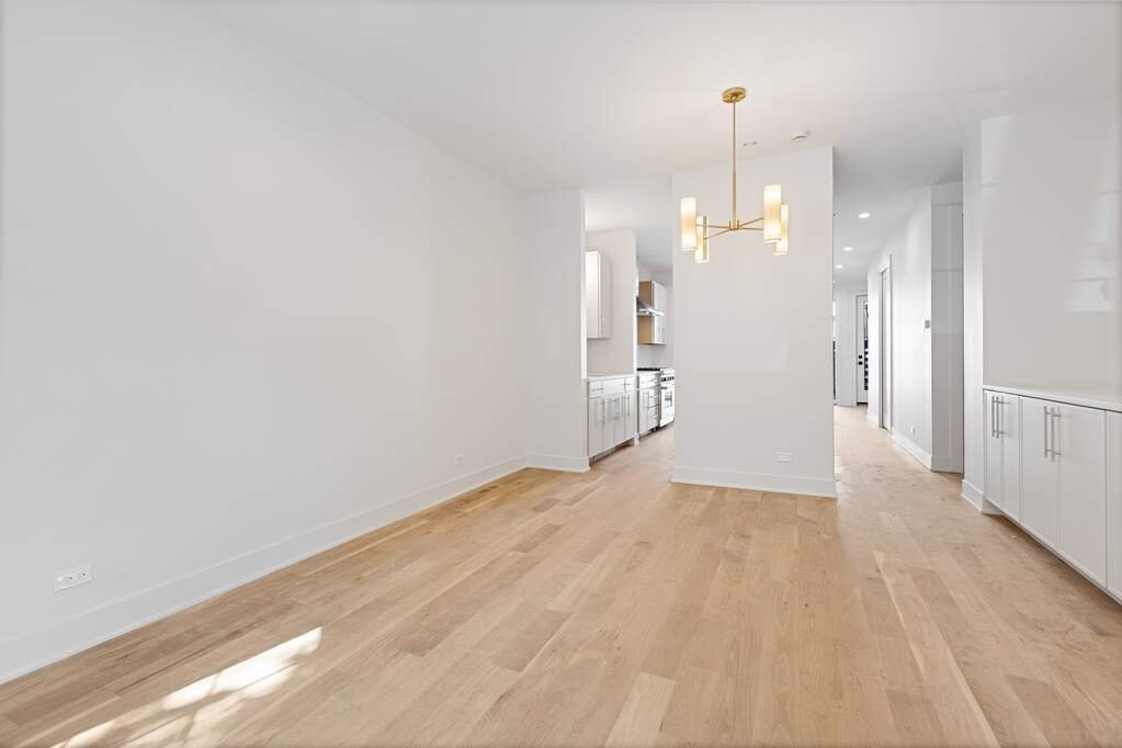 House in Chicago, Illinois, United States 4 - 16949573