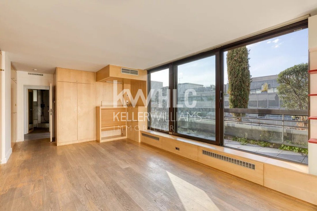 Apartment in Elysées-Madeleine, Paris 8e Arrondissement, Paris 1 - 17913956