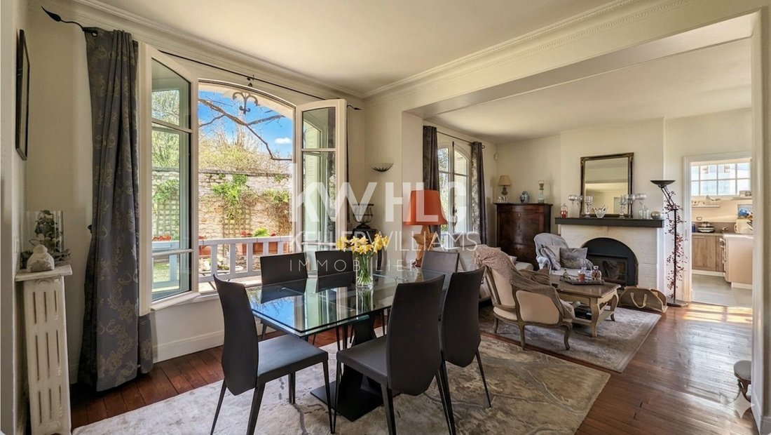 House in Soisy-sous-Montmorency, Ile-de-France, France 4 - 18385343