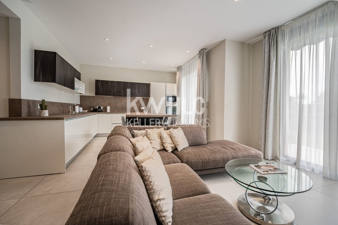 Apartment in Cannes, Provence-Alpes-Côte d'Azur, France 1 - 17971620
