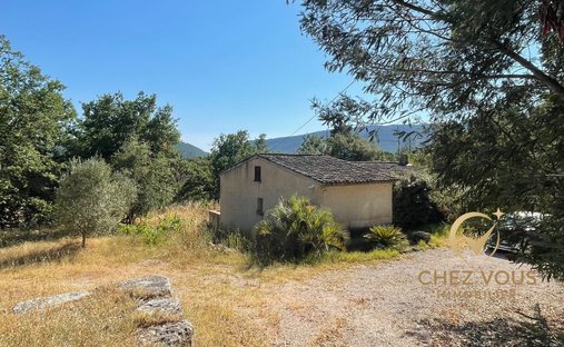 House in Bagnols-en-Forêt, Provence-Alpes-Côte d'Azur, France 1
