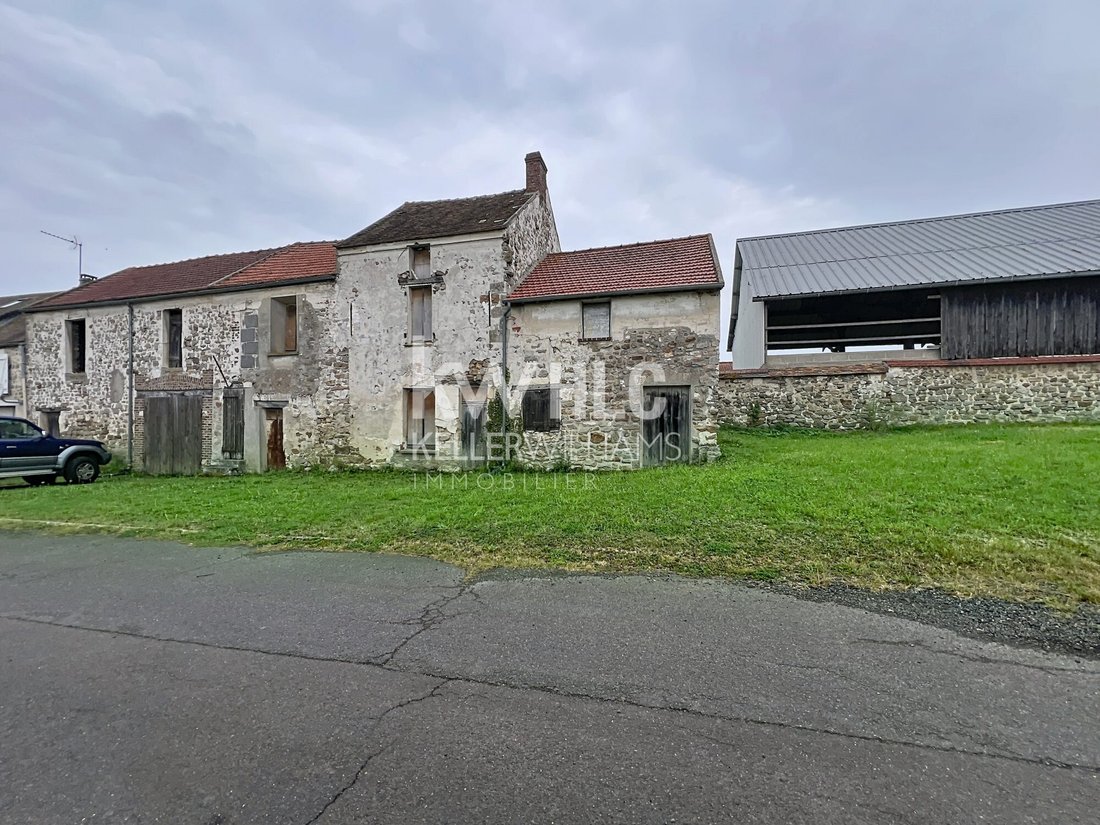 Farm Ranch in Livilliers, Ile-de-France, France 4 - 18489599