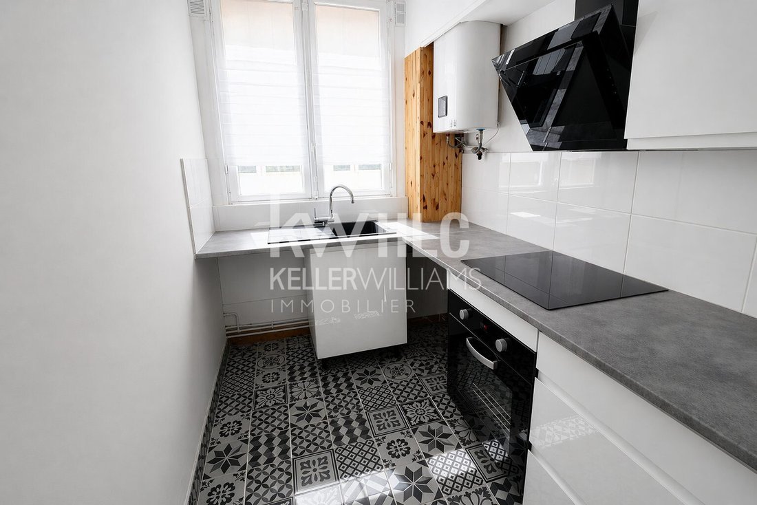 Apartment in Violet Commerce, Paris 15e Arrondissement, Paris 3 - 17913848