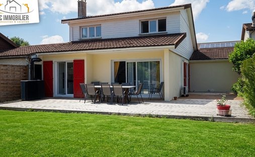 Casa a Versonnex, Auvergne-Rodano-Alpi, Francia 1
