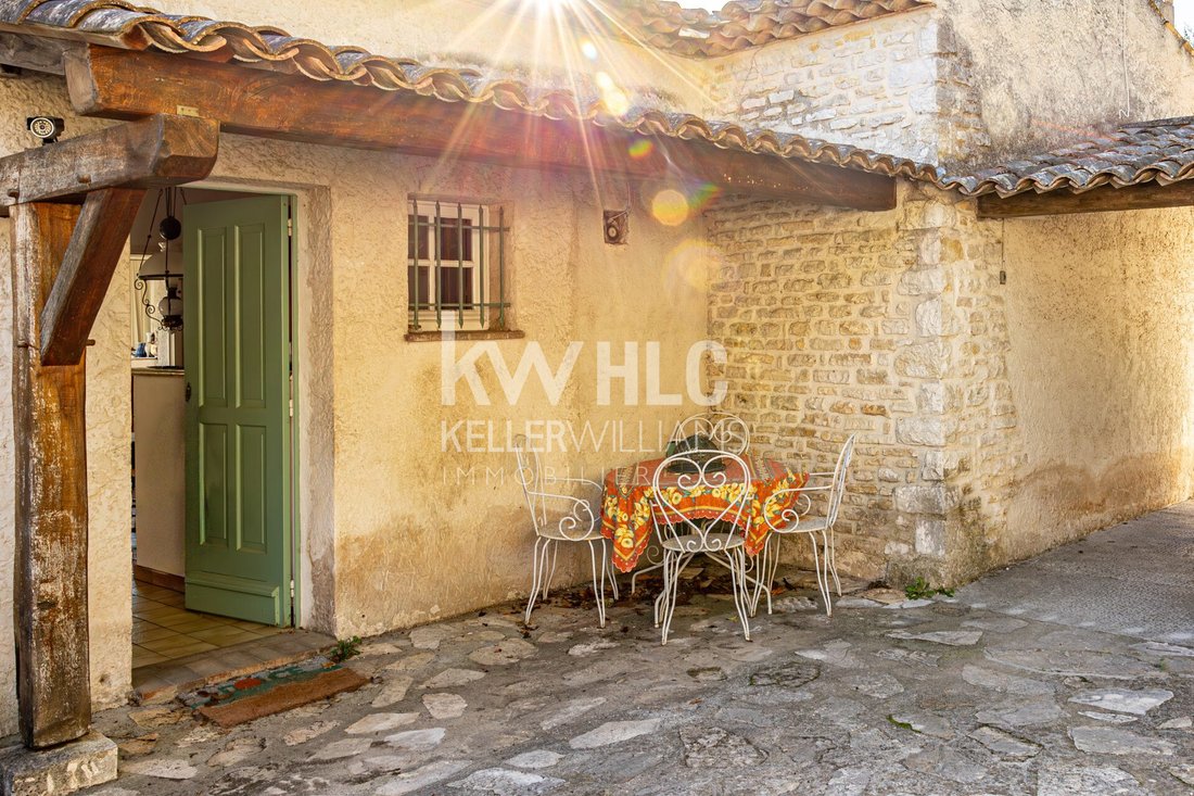 Villa in Centre du Village, La Colle-sur-Loup, France 3 - 17913280