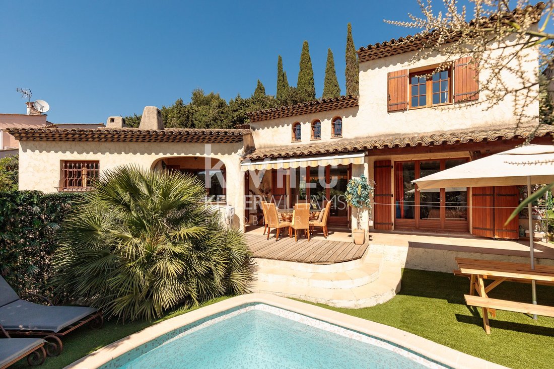 Villa in Centre du Village, La Colle-sur-Loup, France 1 - 17912874