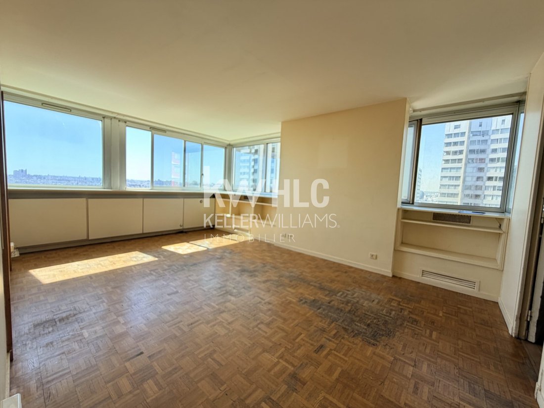 Apartment in Violet Commerce, Paris 15e Arrondissement, Paris 5 - 17913803