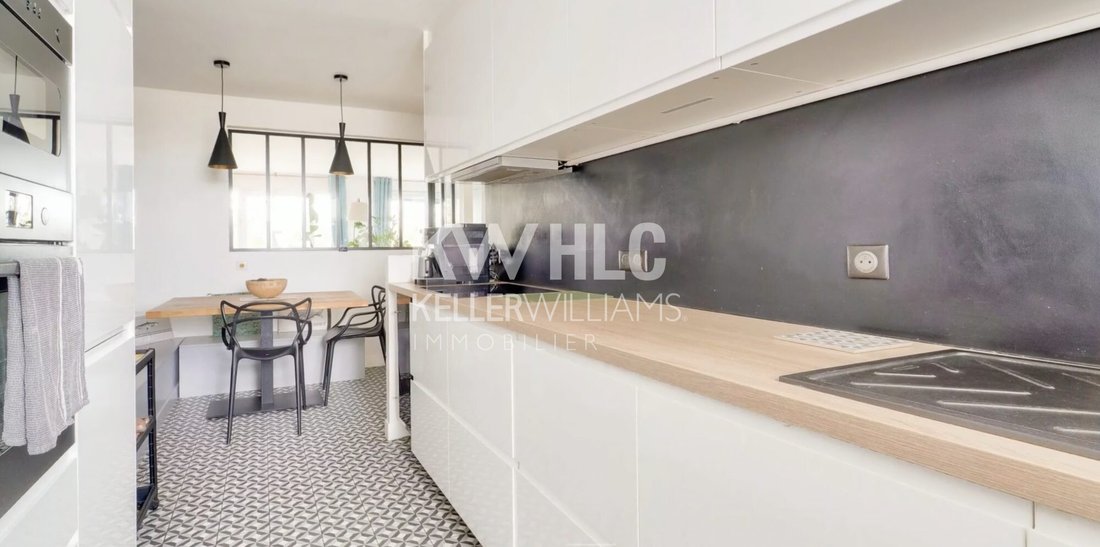 Apartment in Saint-Cloud, Ile-de-France, France 3 - 18385918