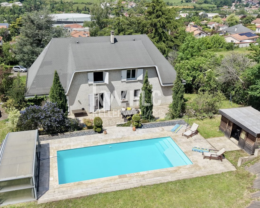 House in Izieux-La Varizelle-La Chabure-Le Creux, Saint-Chamond, France 1 - 18385053