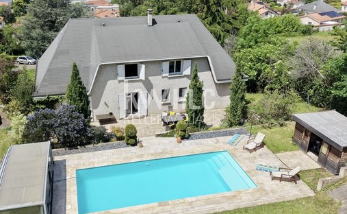 House in Izieux-La Varizelle-La Chabure-Le Creux, Saint-Chamond, France 1