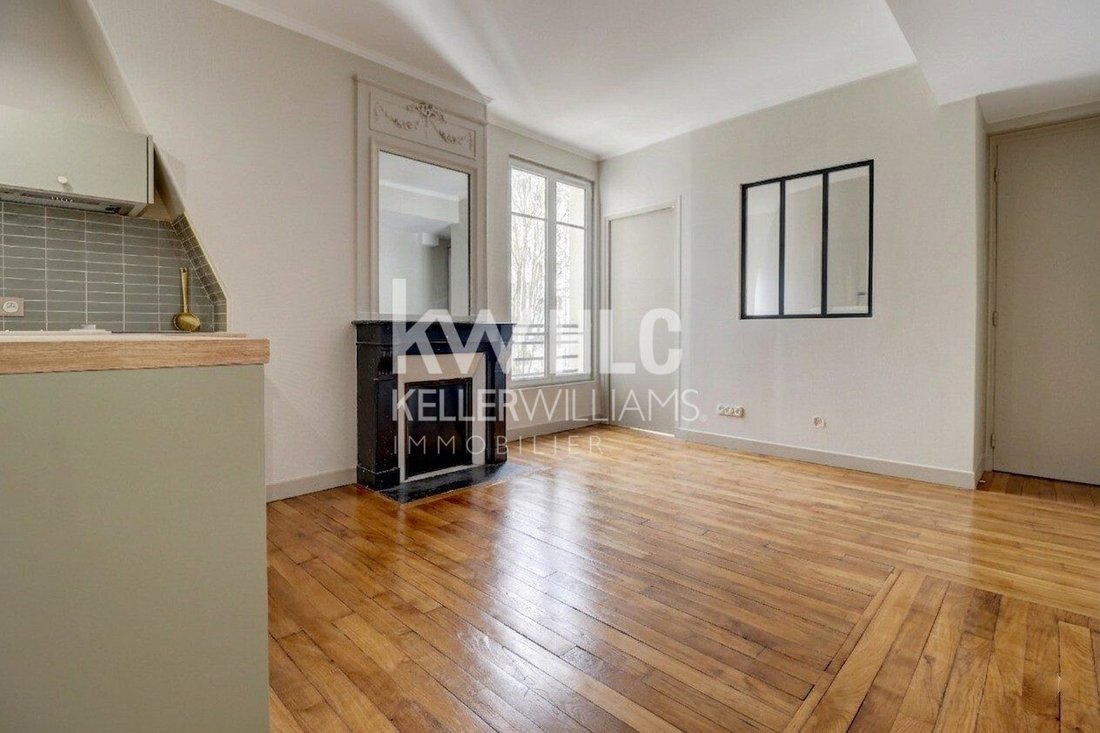 Apartment in Perouses, Paris, Ile-de-France 2 - 17913798