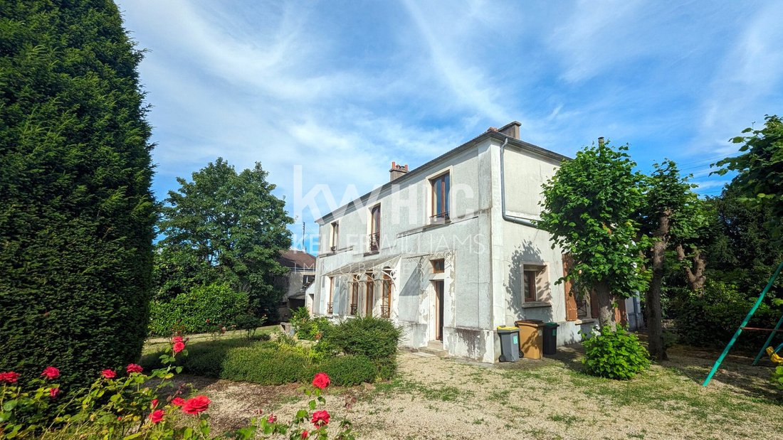 House in Centre Montmorency, Montmorency, France 2 - 17912763